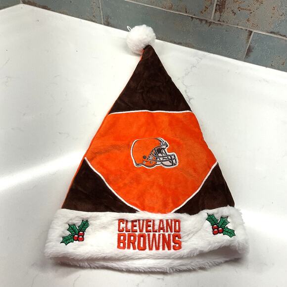 Cleveland Browns Forever Collectibles Embroidered Christmas Santa Hat 18" - Picture 1 of 10